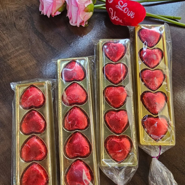 Hotty heart chocolate Box (3)
