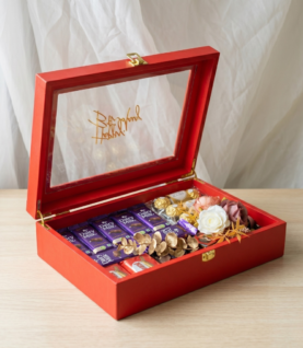 Red coloured Trunk Box (2)